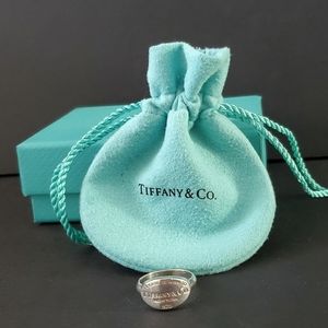 Tiffany & Co. Vintage Oval Signet Ring